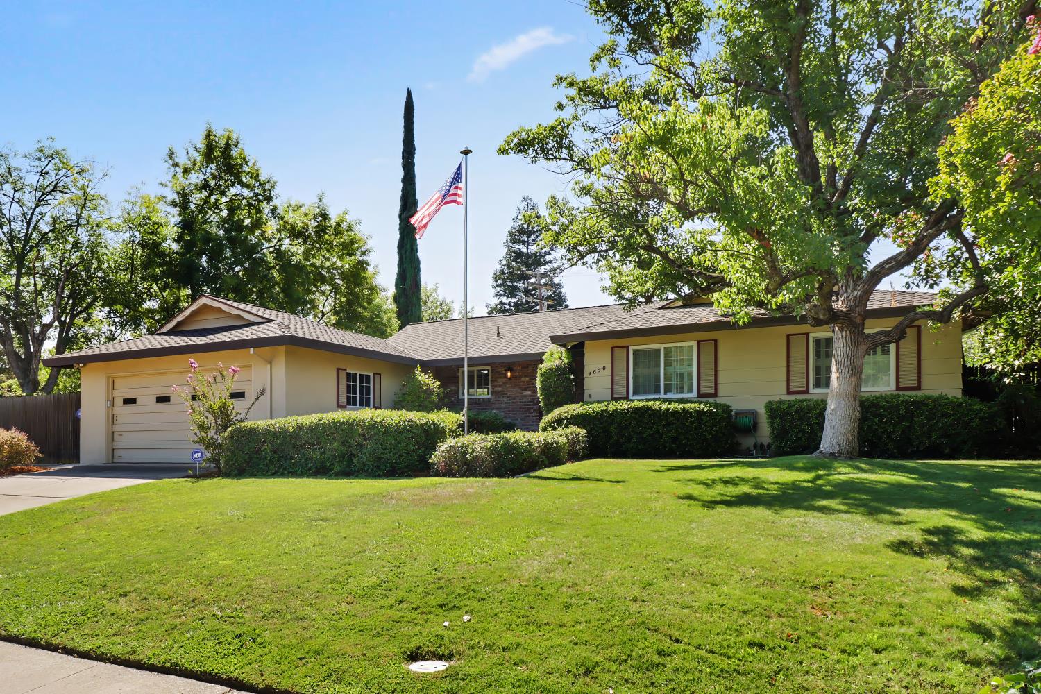 Sacramento, California, 95821, United States, 3 Bedrooms Bedrooms, ,2 BathroomsBathrooms,Residential,For Sale,1941774