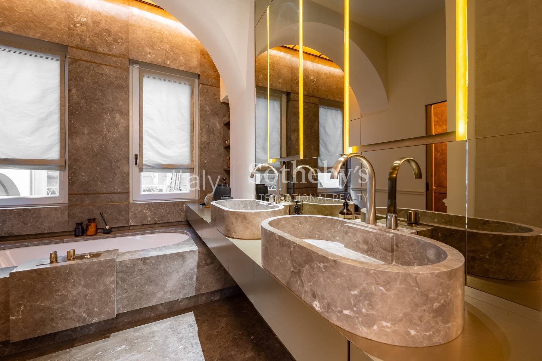  A sophisticated, move-in ready apartment steps from the Duomo - 物件實景