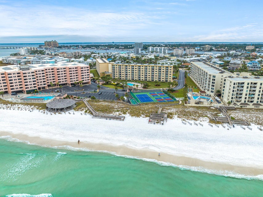 Destin, Florida, 32541, United States, 2 Bedrooms Bedrooms, ,2 BathroomsBathrooms,Residential,For Sale,1861744