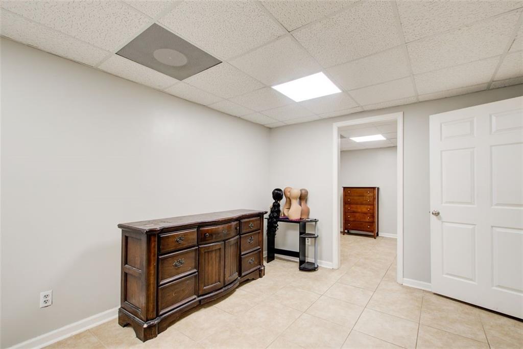 Stockbridge, Georgia, 30281, United States, 5 Bedrooms Bedrooms, ,3 BathroomsBathrooms,Residential,For Sale,1895957