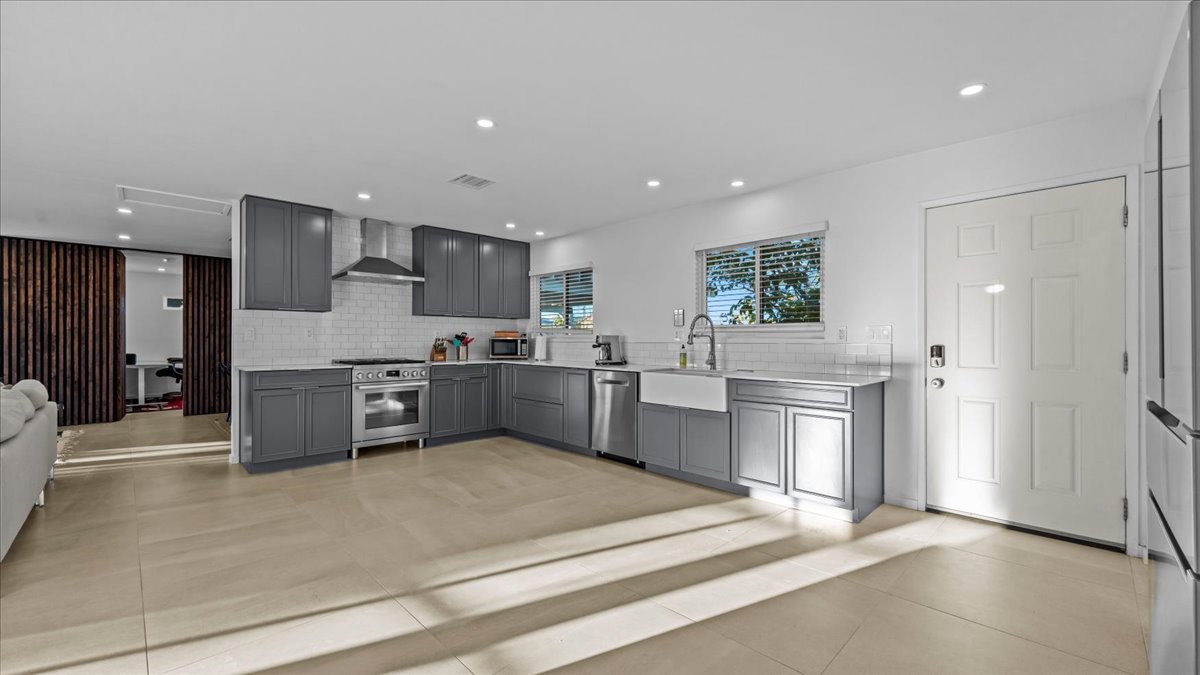 Yucca Valley, California, 92284, United States, 4 Bedrooms Bedrooms, ,2 BathroomsBathrooms,Residential,For Sale,1978728