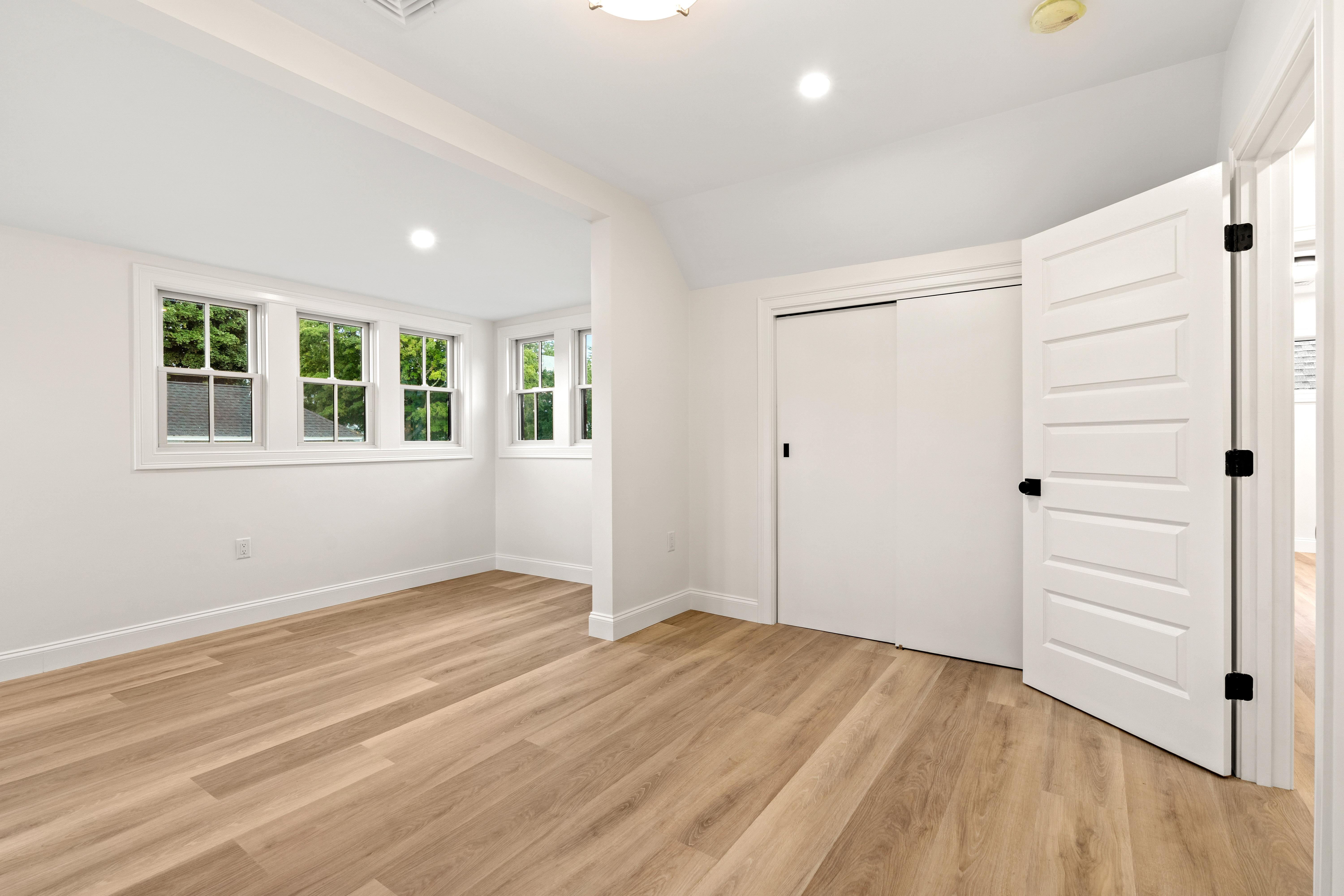  45 Beach Road, Gloucester, MA, 01930 - 物件實景