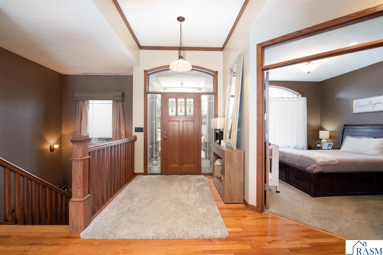 Le Center, Minnesota, 56057, United States, 4 Bedrooms Bedrooms, ,3 BathroomsBathrooms,Residential,For Sale,2011720