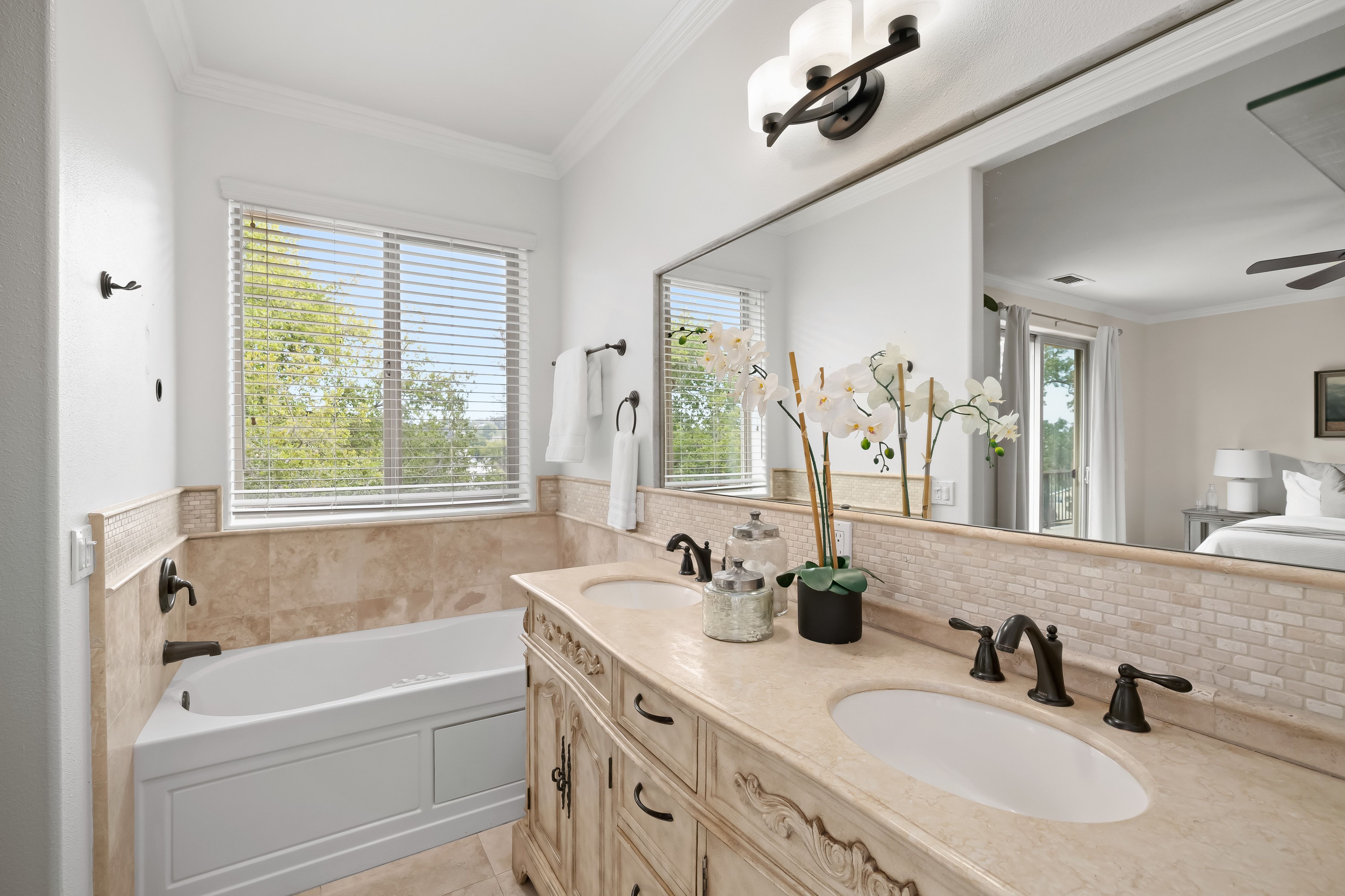  Two Living Spaces, One Exceptional Paso Robles Retreat - 物件實景