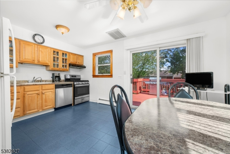 Hackettstown Town, New Jersey, 07840, United States, 4 Bedrooms Bedrooms, ,2 BathroomsBathrooms,Residential,For Sale,1940859