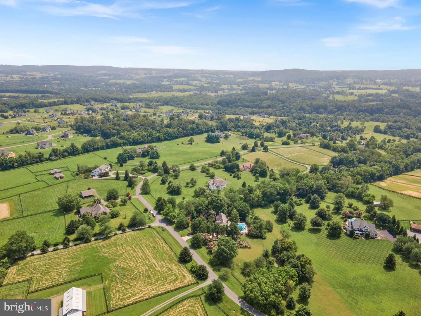 Waterford, Virginia, 20197, United States, 5 Bedrooms Bedrooms, ,4 BathroomsBathrooms,Residential,For Sale,1940957