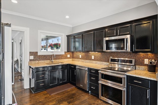 Northville, Michigan, 48167, United States, 4 Bedrooms Bedrooms, ,Residential,For Sale,1879594