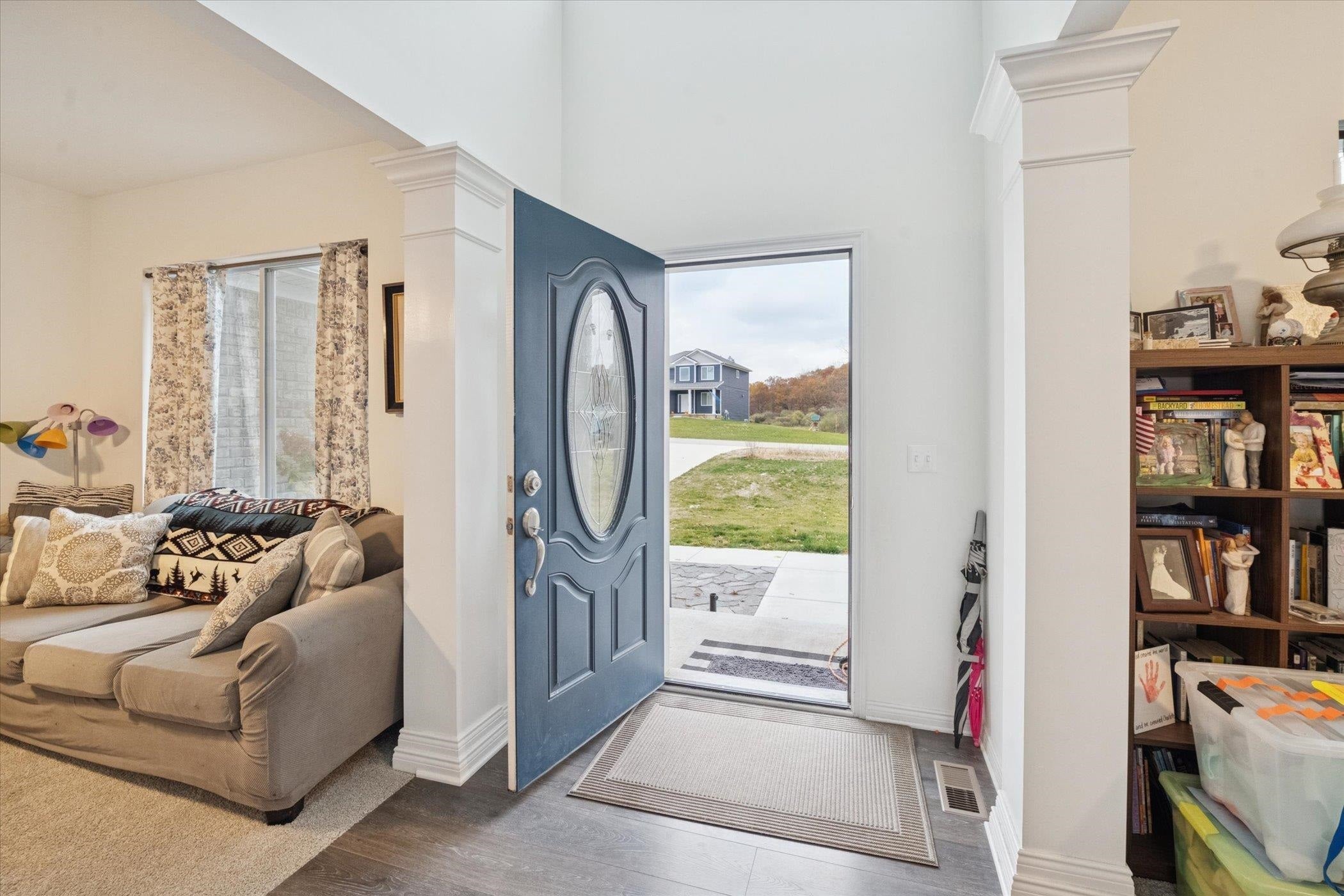 Ortonville, Michigan, 48462, United States, 5 Bedrooms Bedrooms, ,3 BathroomsBathrooms,Residential,For Sale,2008578