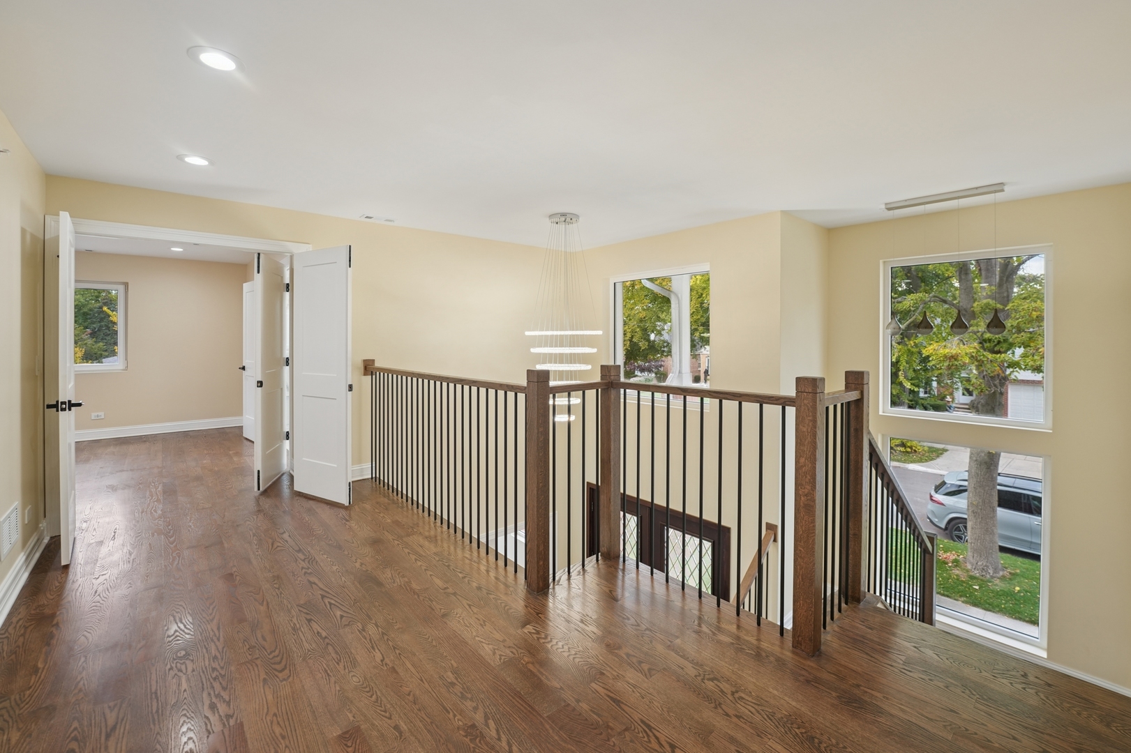 Park Ridge, Illinois, 60068, United States, 4 Bedrooms Bedrooms, ,5 BathroomsBathrooms,Residential,For Sale,1988945