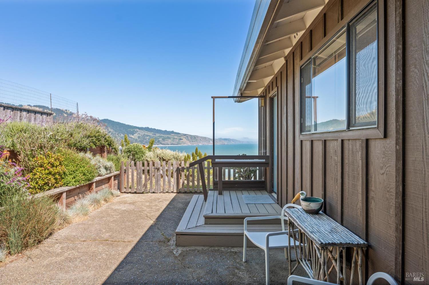 Bolinas, California, 94924, United States, 3 Bedrooms Bedrooms, ,2 BathroomsBathrooms,Residential,For Sale,2003104