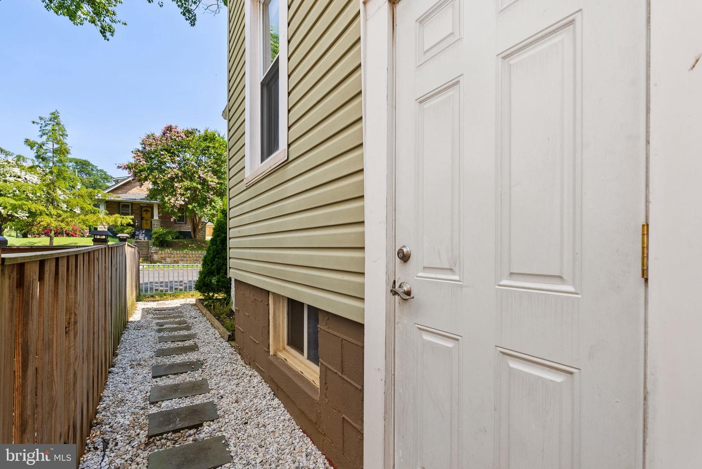 Washington, District of Columbia, 20018, United States, 3 Bedrooms Bedrooms, ,4 BathroomsBathrooms,Residential,For Sale,1907090