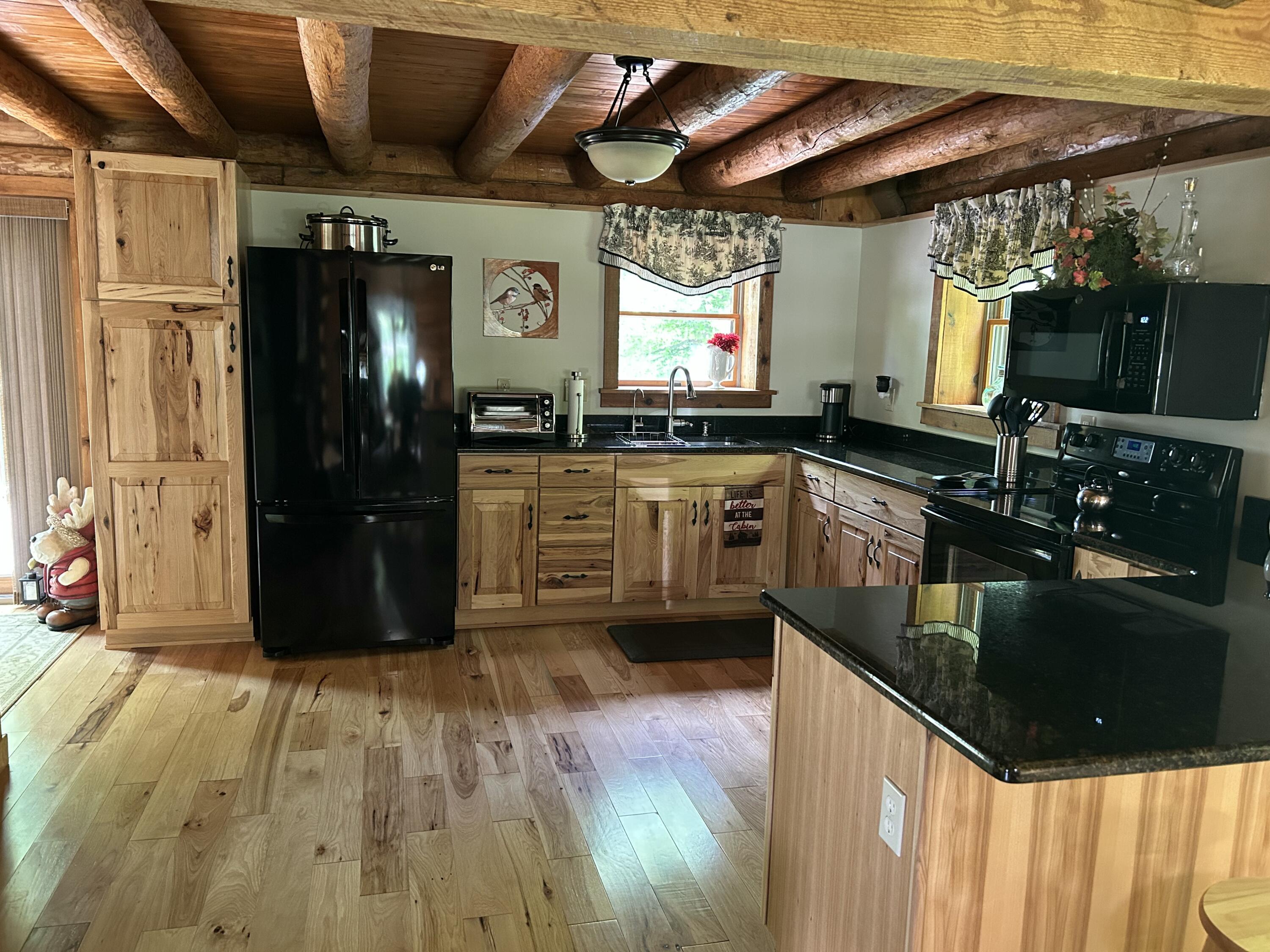 Camden, Michigan, 49232, United States, 3 Bedrooms Bedrooms, ,3 BathroomsBathrooms,Residential,For Sale,1869275