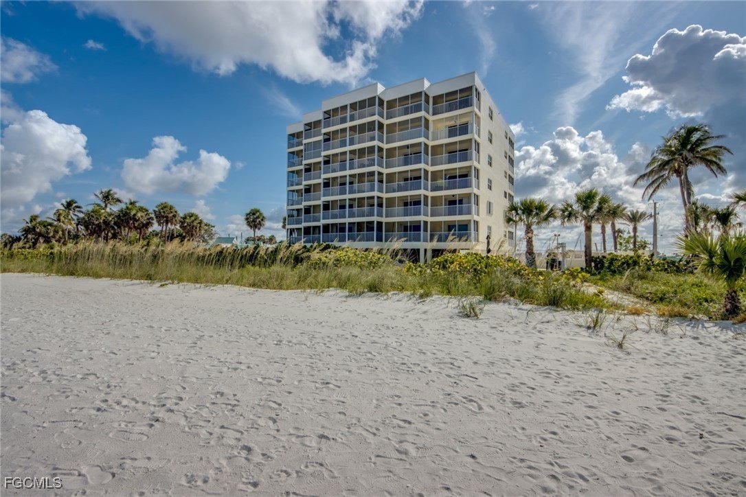 Fort Myers Beach, Florida, 33931, United States, 1 Bedroom Bedrooms, ,1 BathroomBathrooms,Residential,For Sale,1979475