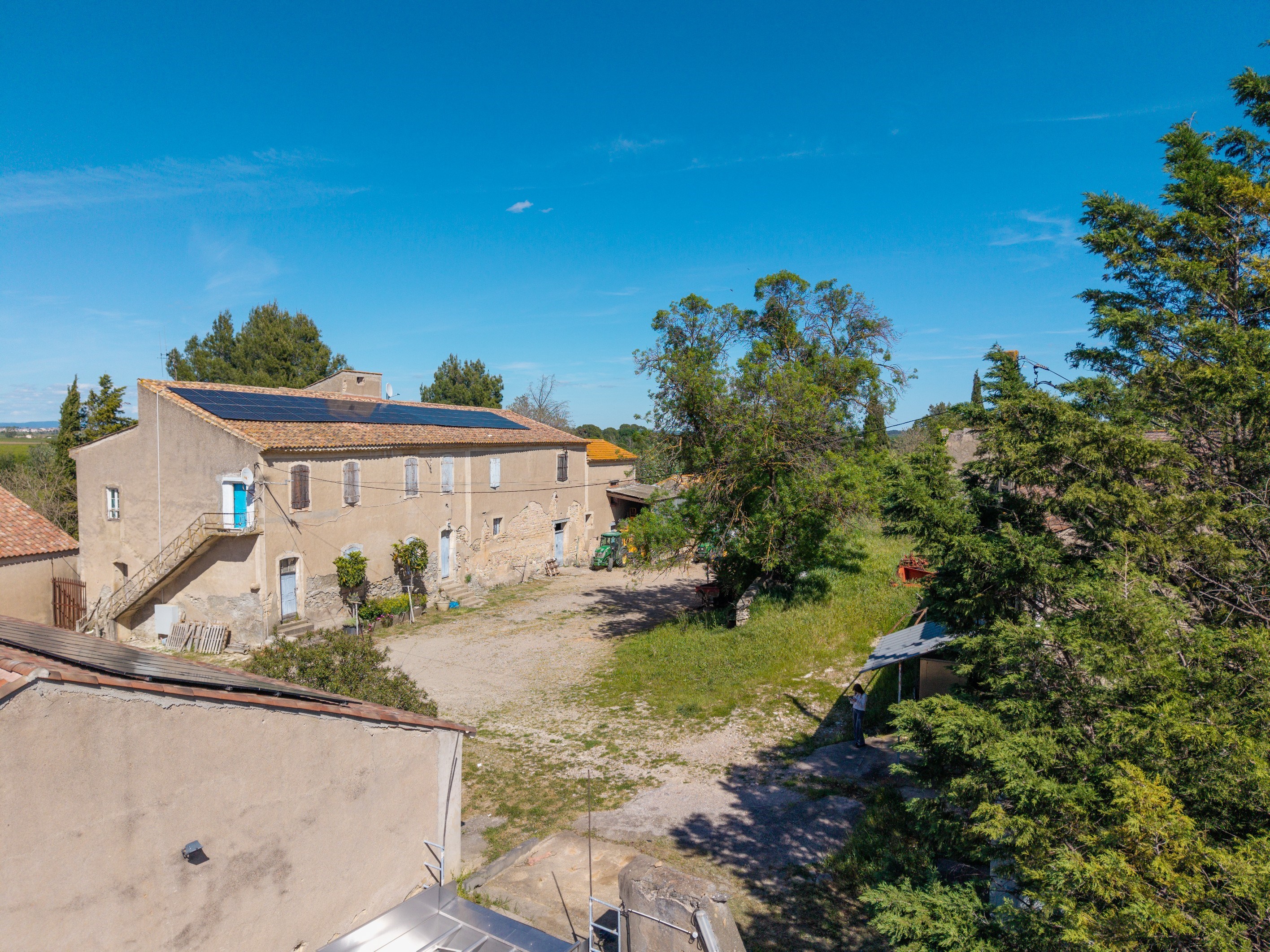  Exceptional vineyard estate – 75 hectares – Castle, grounds, swimming pool, and… - 物件實景
