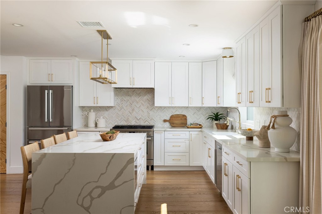 Seal Beach, California, 90740, United States, 5 Bedrooms Bedrooms, ,3 BathroomsBathrooms,Residential,For Sale,1988000