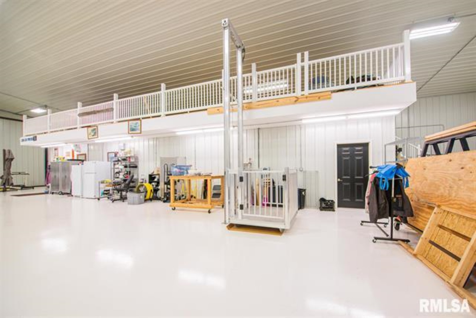 Cobden, Illinois, 62920, United States, 2 Bedrooms Bedrooms, ,2 BathroomsBathrooms,Residential,For Sale,2009270