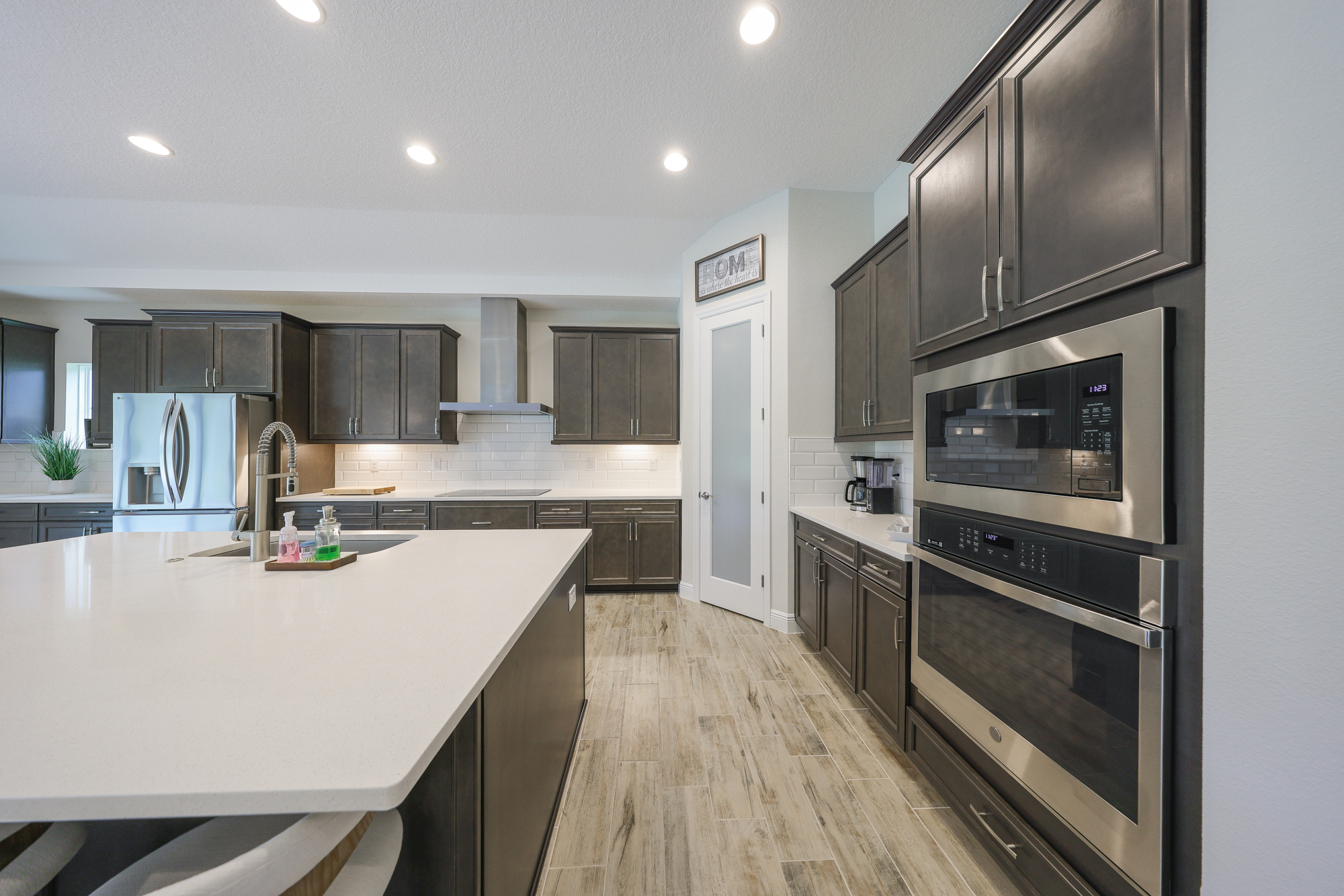 Riverview, Florida, 33579, United States, 4 Bedrooms Bedrooms, ,3 BathroomsBathrooms,Residential,For Sale,1973757