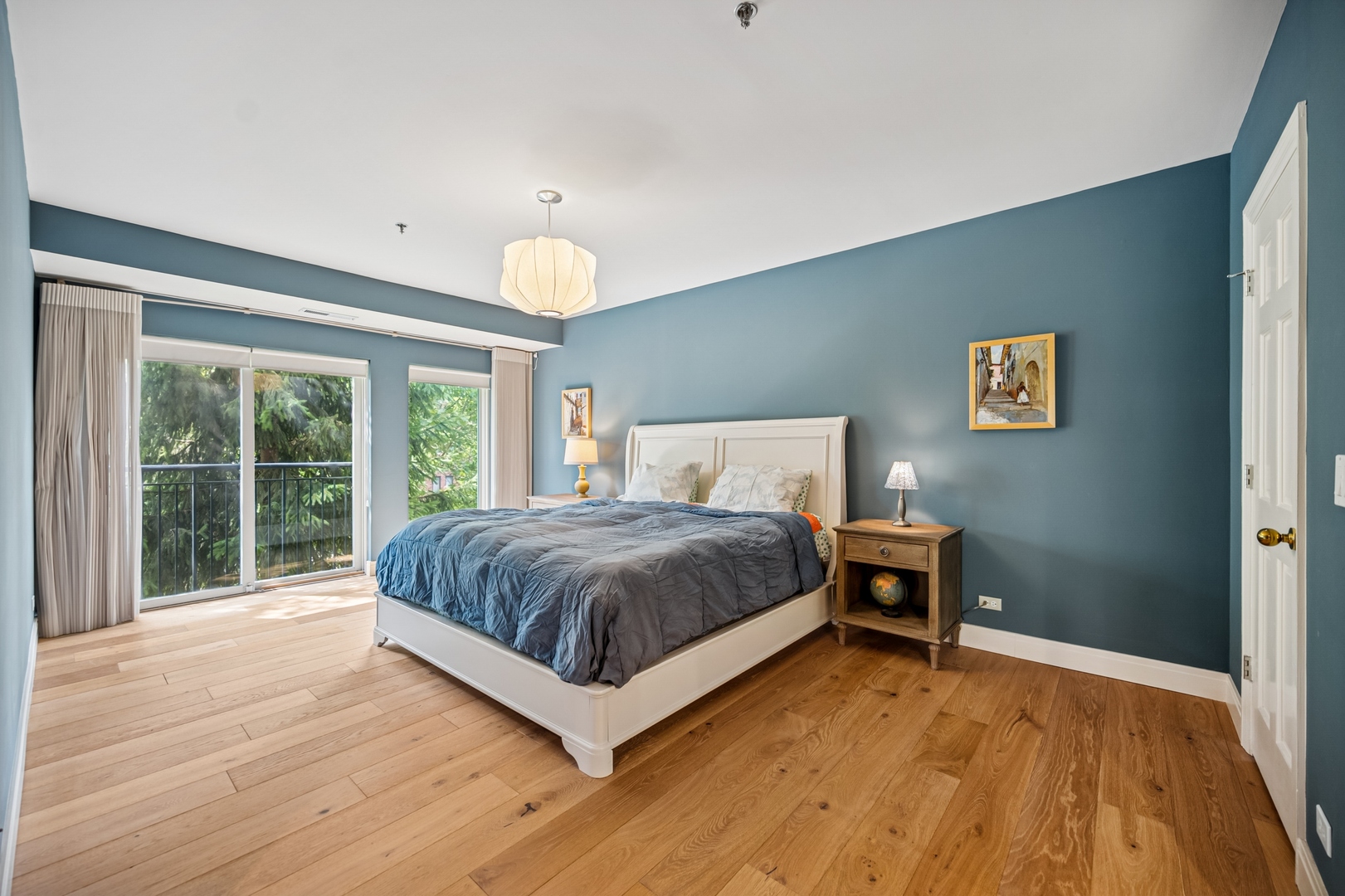 Lake Forest, Illinois, 60045, United States, 3 Bedrooms Bedrooms, ,2 BathroomsBathrooms,Residential,For Sale,1940647