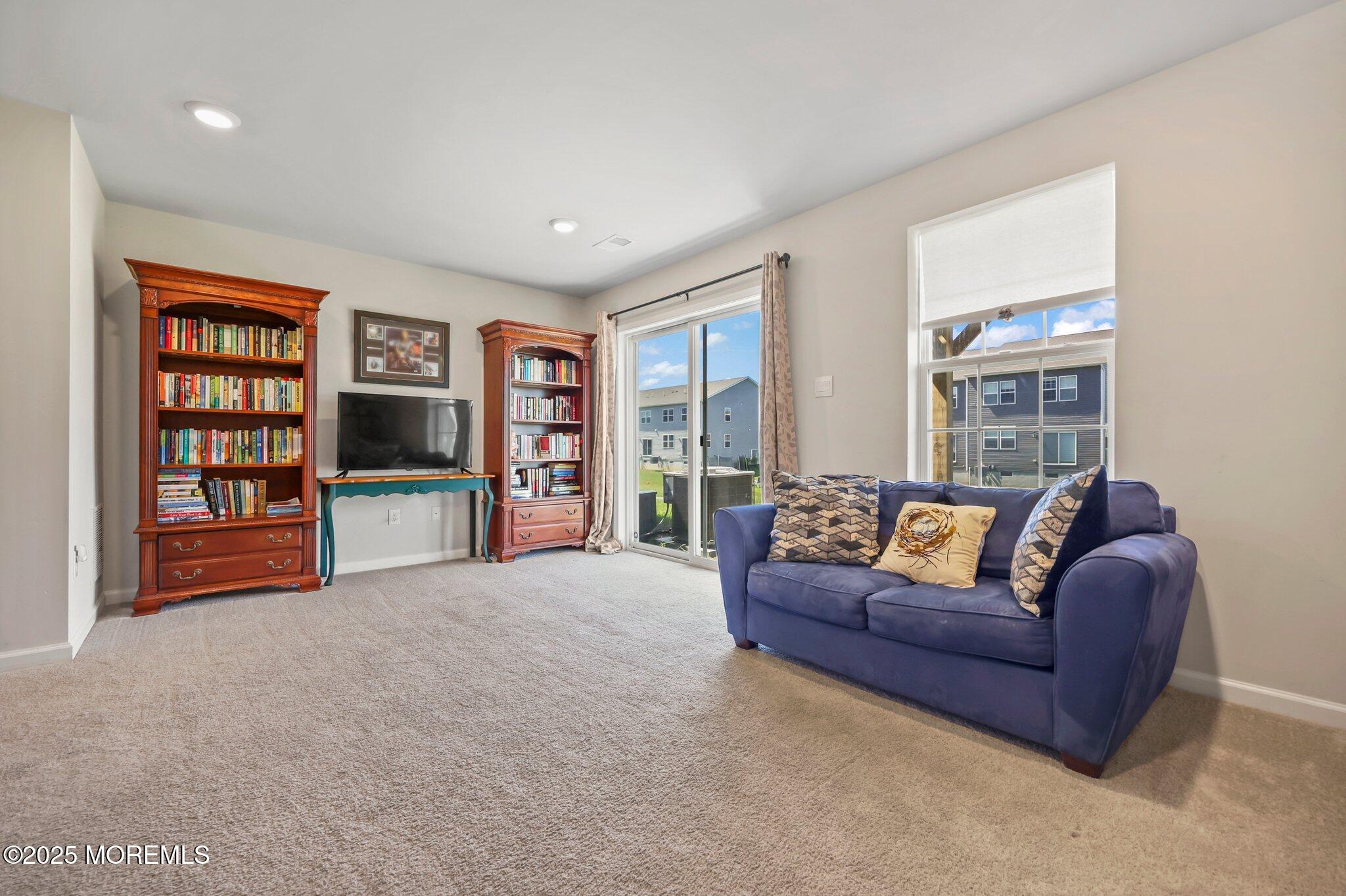 Jackson, New Jersey, 08527, United States, 3 Bedrooms Bedrooms, ,4 BathroomsBathrooms,Residential,For Sale,1979150