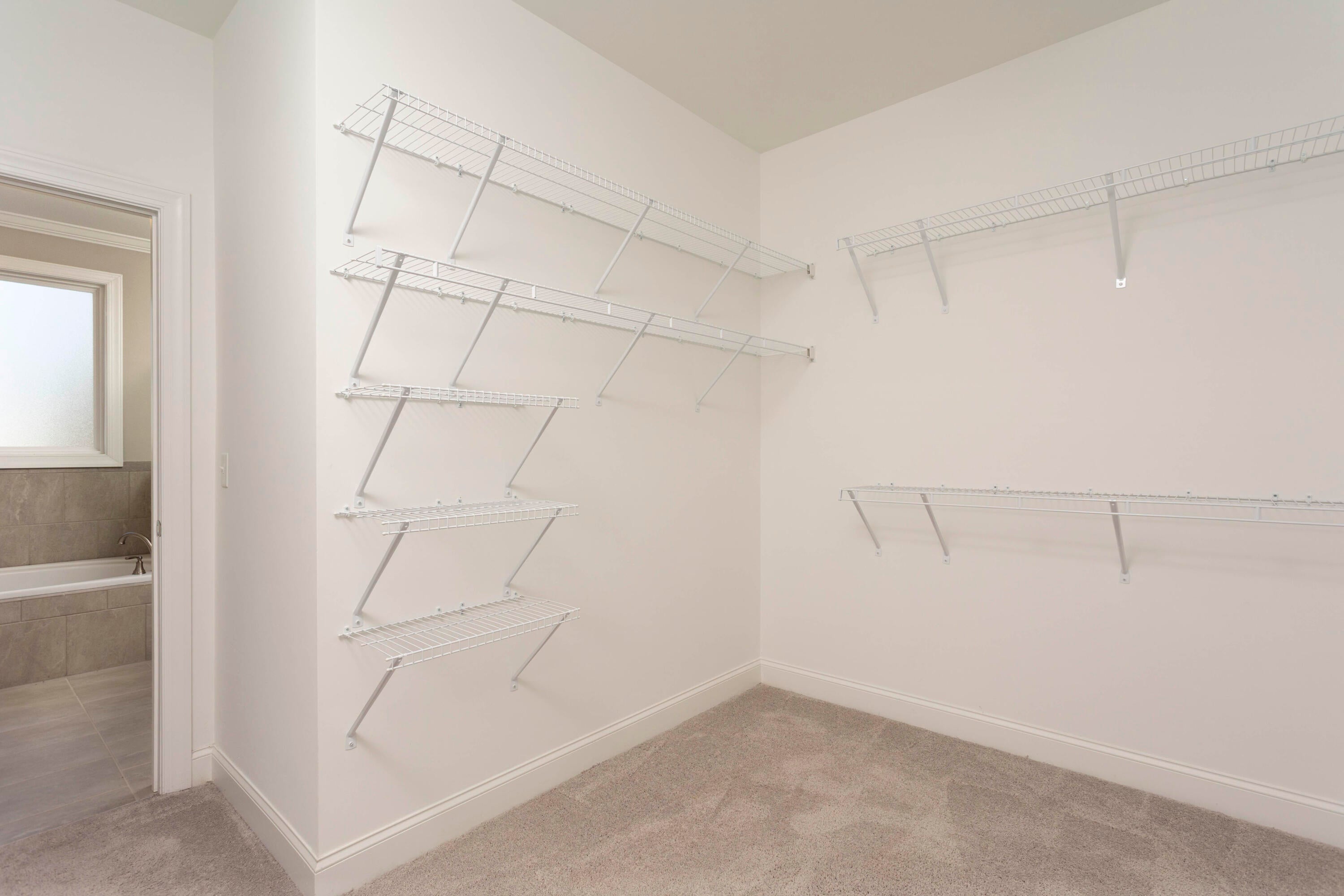 Chattanooga, Tennessee, 37421, United States, 4 Bedrooms Bedrooms, ,3 BathroomsBathrooms,Residential,For Sale,2000498