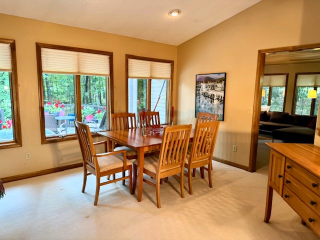 Crossville, Tennessee, 38558, United States, 3 Bedrooms Bedrooms, ,4 BathroomsBathrooms,Residential,For Sale,1980171