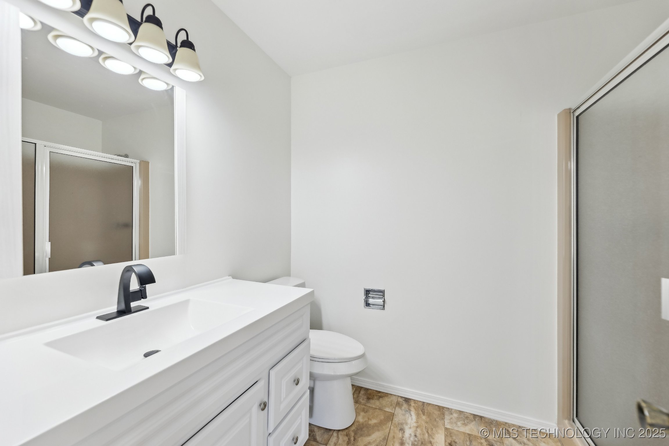 Sand Springs, Oklahoma, 74063, United States, 3 Bedrooms Bedrooms, ,3 BathroomsBathrooms,Residential,For Sale,1901465