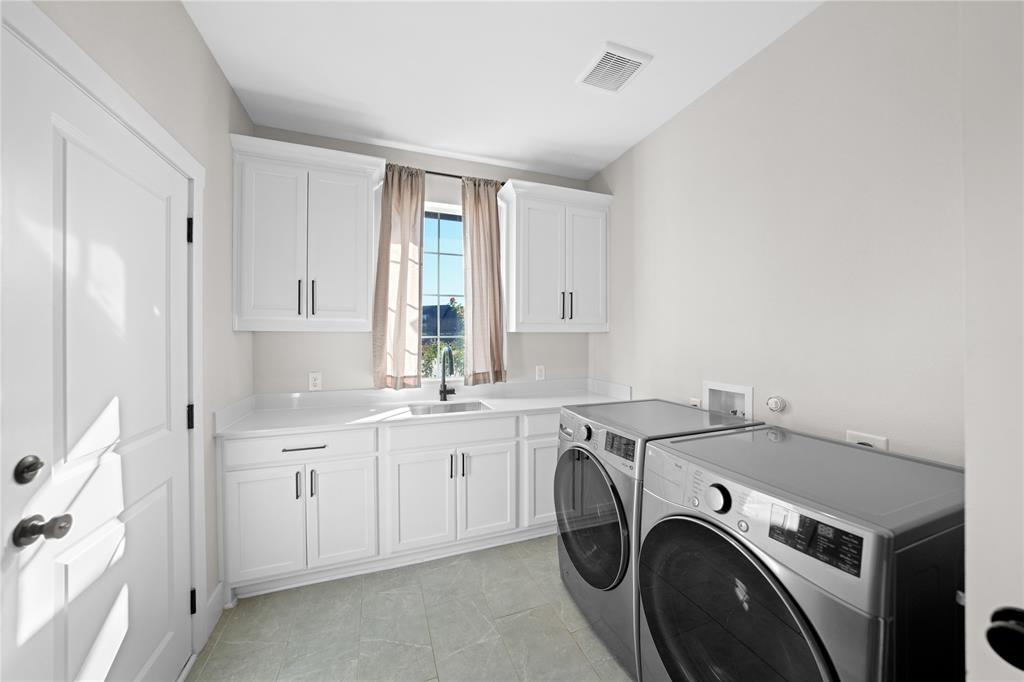 Nevada, Texas, 75173, United States, 3 Bedrooms Bedrooms, ,4 BathroomsBathrooms,Residential,For Sale,1987617