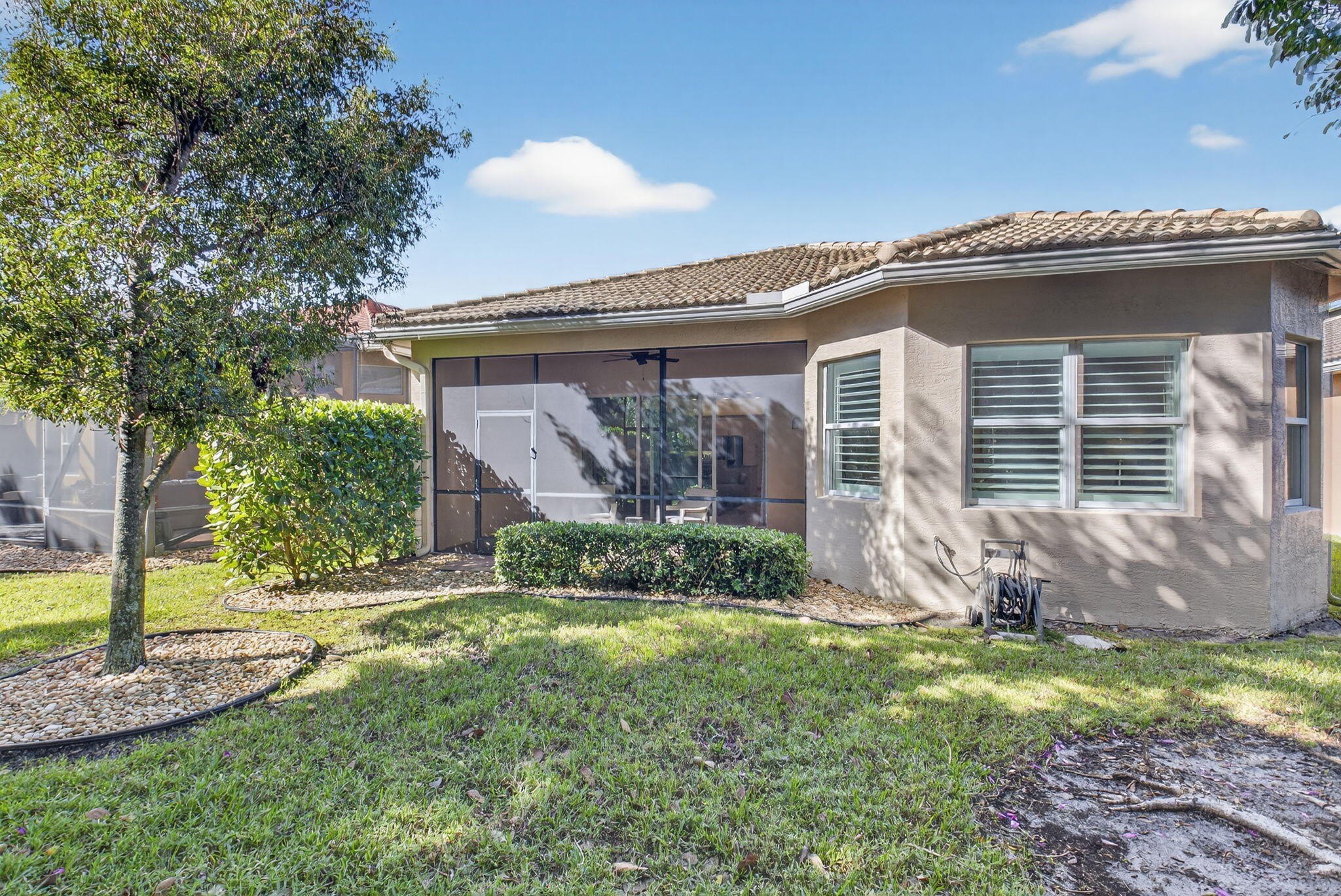 Boynton Beach, Florida, 33473, United States, 2 Bedrooms Bedrooms, ,2 BathroomsBathrooms,Residential,For Sale,1990489