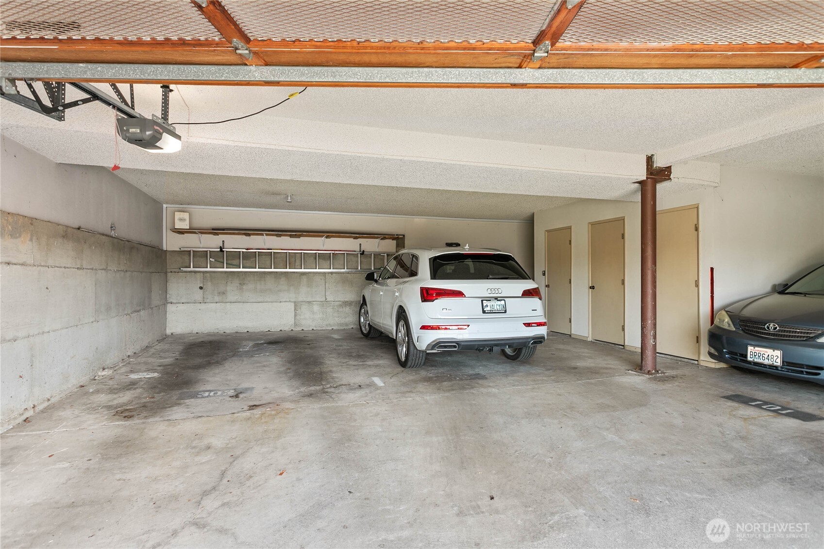 Bellingham, Washington, 98225, United States, 2 Bedrooms Bedrooms, ,1 BathroomBathrooms,Residential,For Sale,1996798