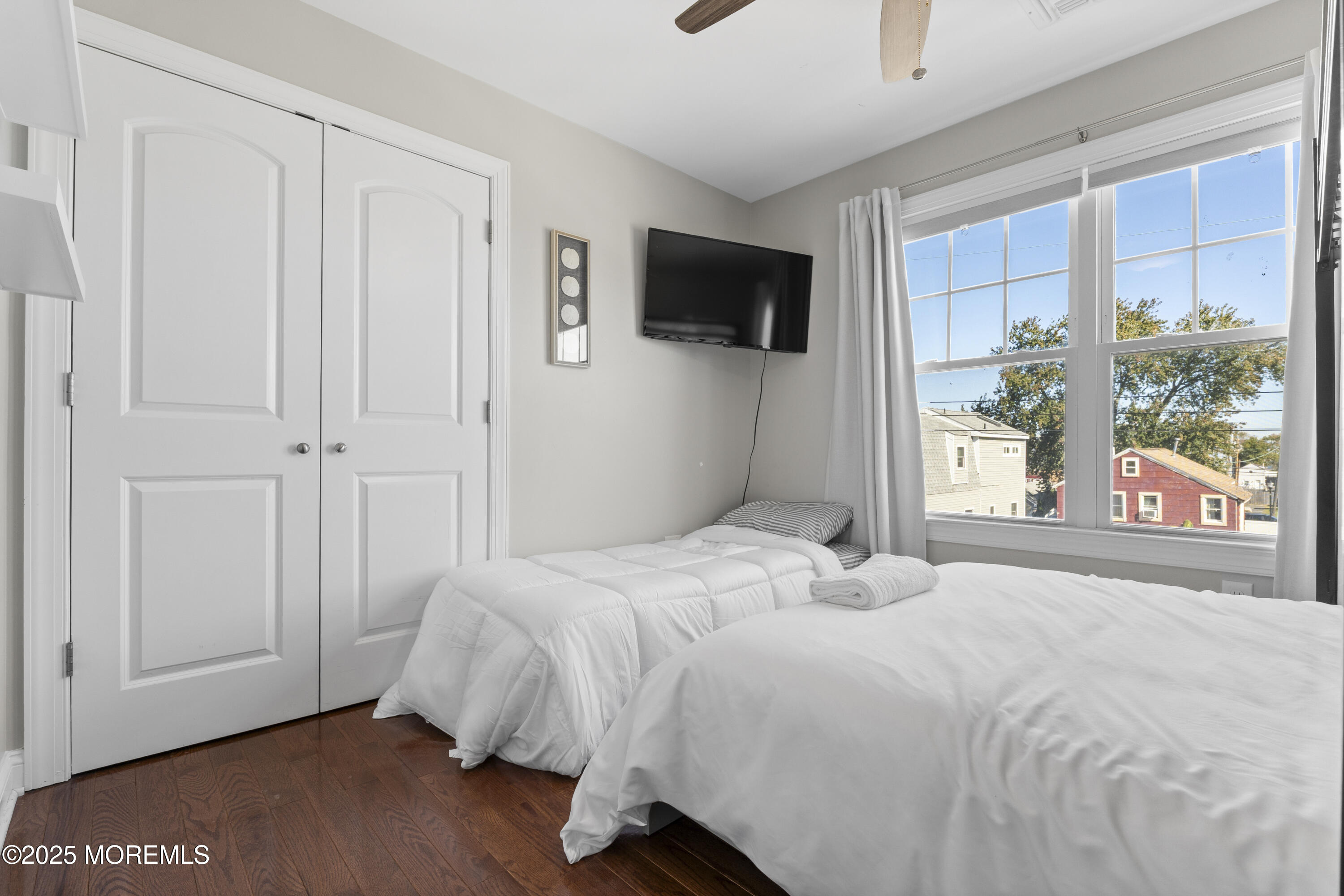 Highlands, New Jersey, 07732, United States, 3 Bedrooms Bedrooms, ,3 BathroomsBathrooms,Residential,For Sale,1977808