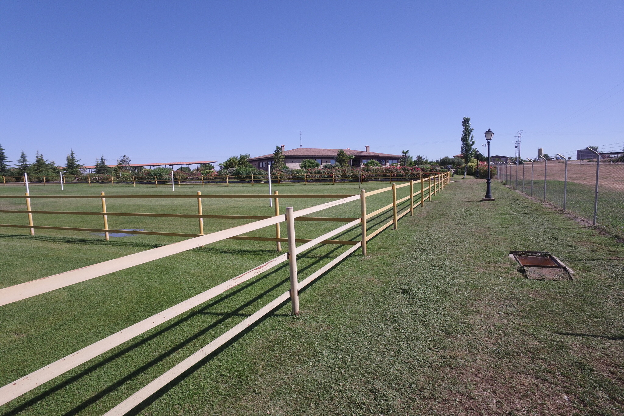  Equestrian center specialized in Arabian horses and fighting bulls. - 物件實景