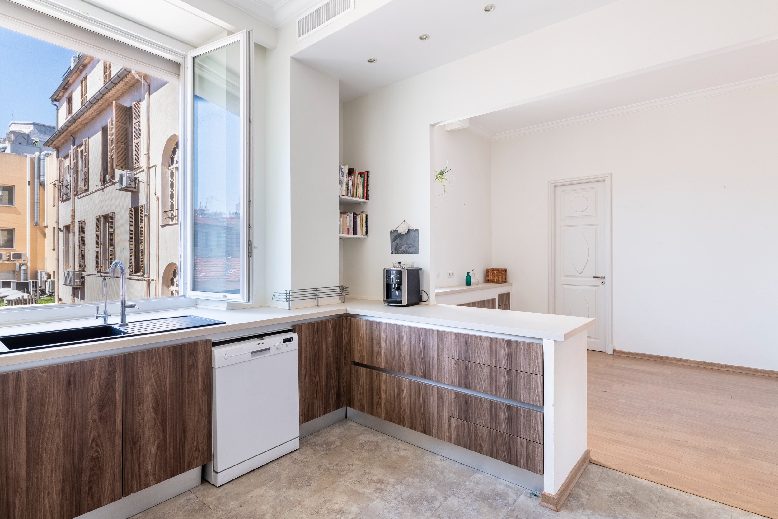  Nice Centre - 148 sq.m. apartment in need of renovation - Avenue Jean Médecin - 物件實景