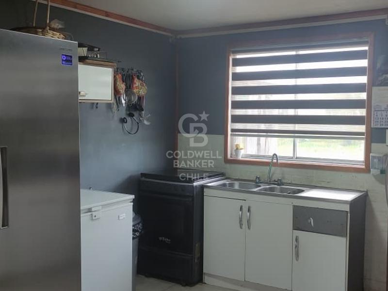 Puerto Varas, Chile, 4 Bedrooms Bedrooms, ,3 BathroomsBathrooms,Residential,For Sale,1969296