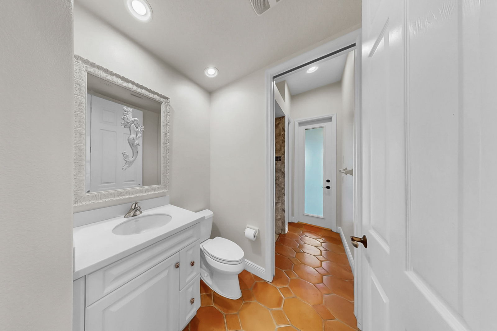 Apollo Beach, Florida, 33572, United States, 4 Bedrooms Bedrooms, ,5 BathroomsBathrooms,Residential,For Sale,1983999