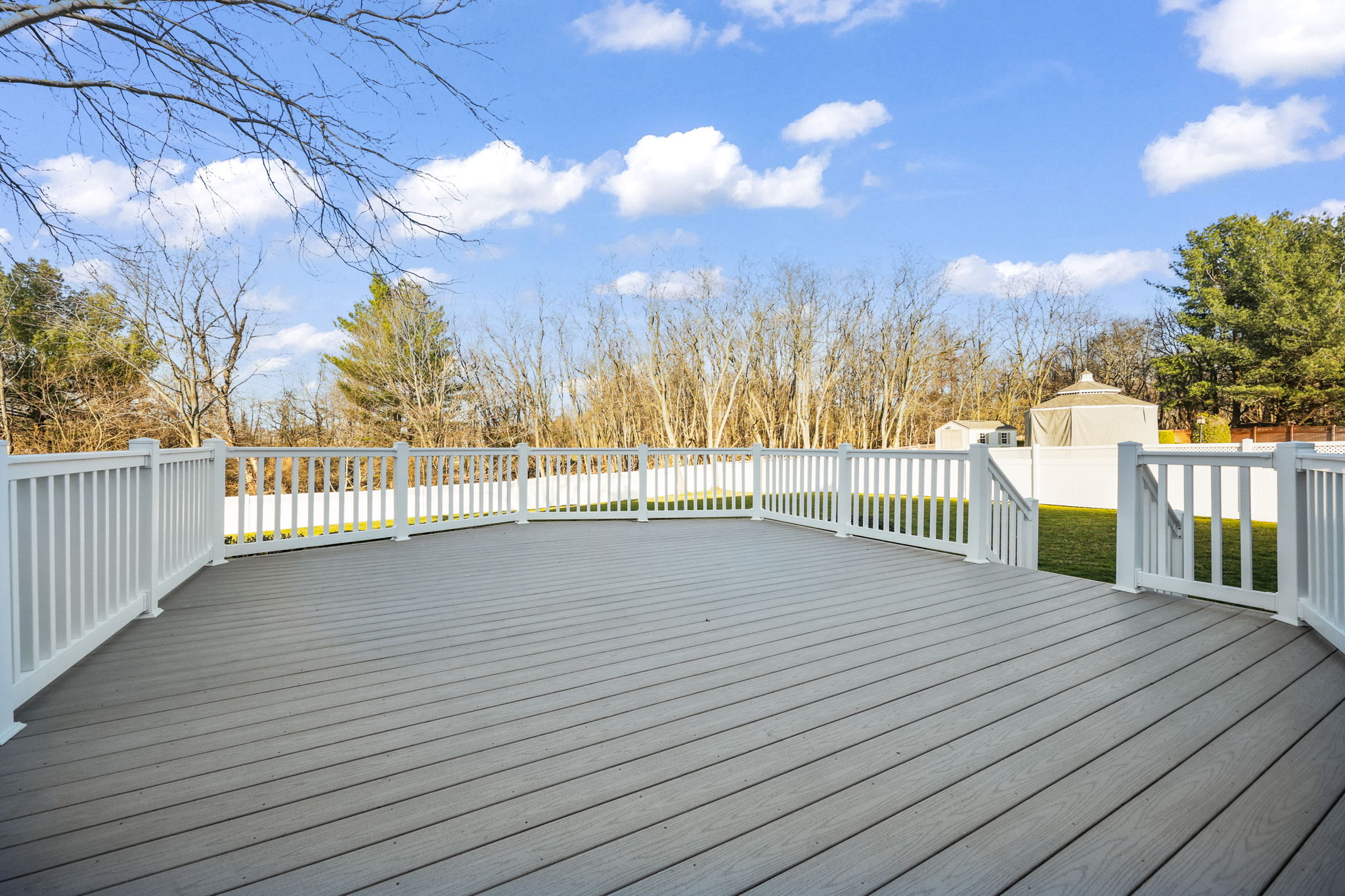  27 Meadow Lane - 物件實景