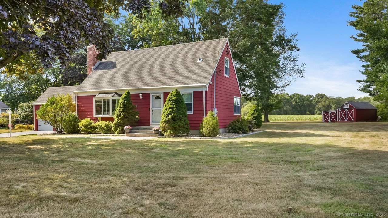 Orange, Connecticut, 06477, United States, 3 Bedrooms Bedrooms, ,2 BathroomsBathrooms,Residential,For Sale,1932290