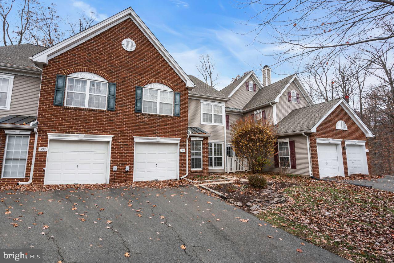 Pennington, New Jersey, 08534, United States, 3 Bedrooms Bedrooms, ,3 BathroomsBathrooms,Residential,For Sale,1987595