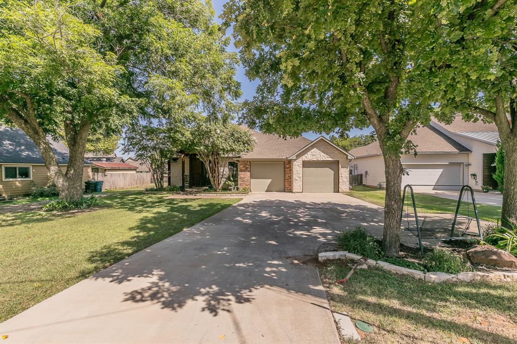 Grapevine, Texas, 76051, United States, 3 Bedrooms Bedrooms, ,4 BathroomsBathrooms,Residential,For Sale,1905682