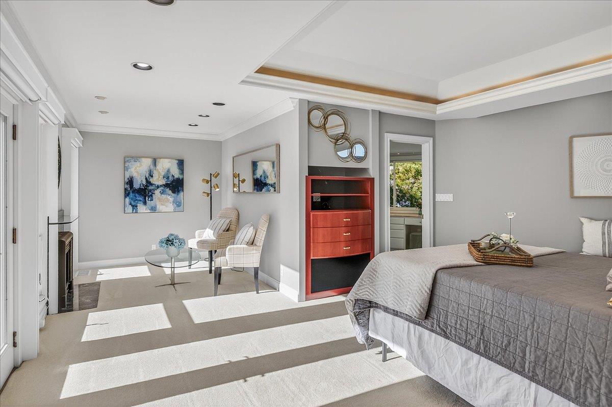 Saratoga, California, 95070, United States, 5 Bedrooms Bedrooms, ,3 BathroomsBathrooms,Residential,For Sale,1989664