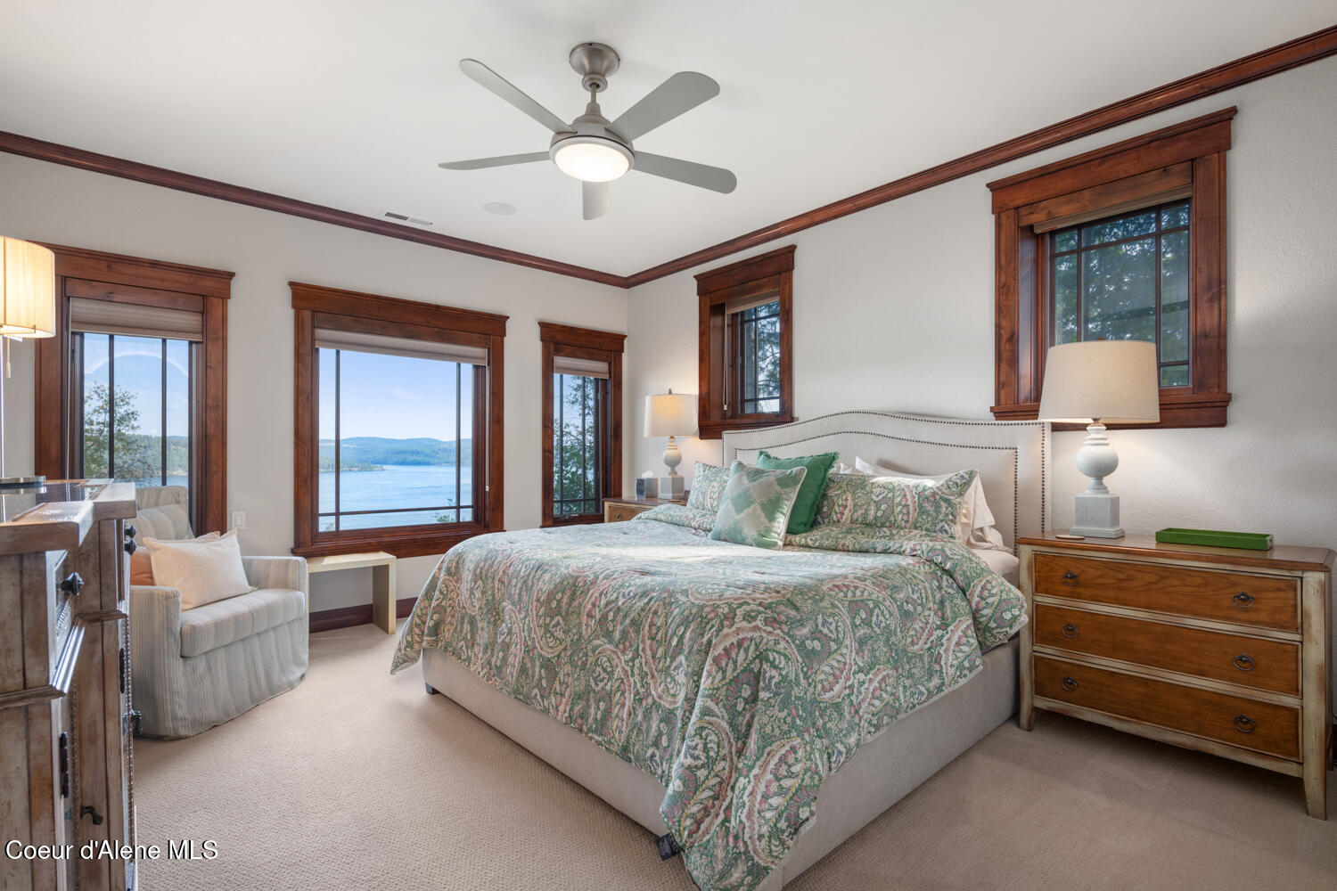 Coeur d'Alene, Idaho, 83814, United States, 4 Bedrooms Bedrooms, ,4 BathroomsBathrooms,Residential,For Sale,1909432