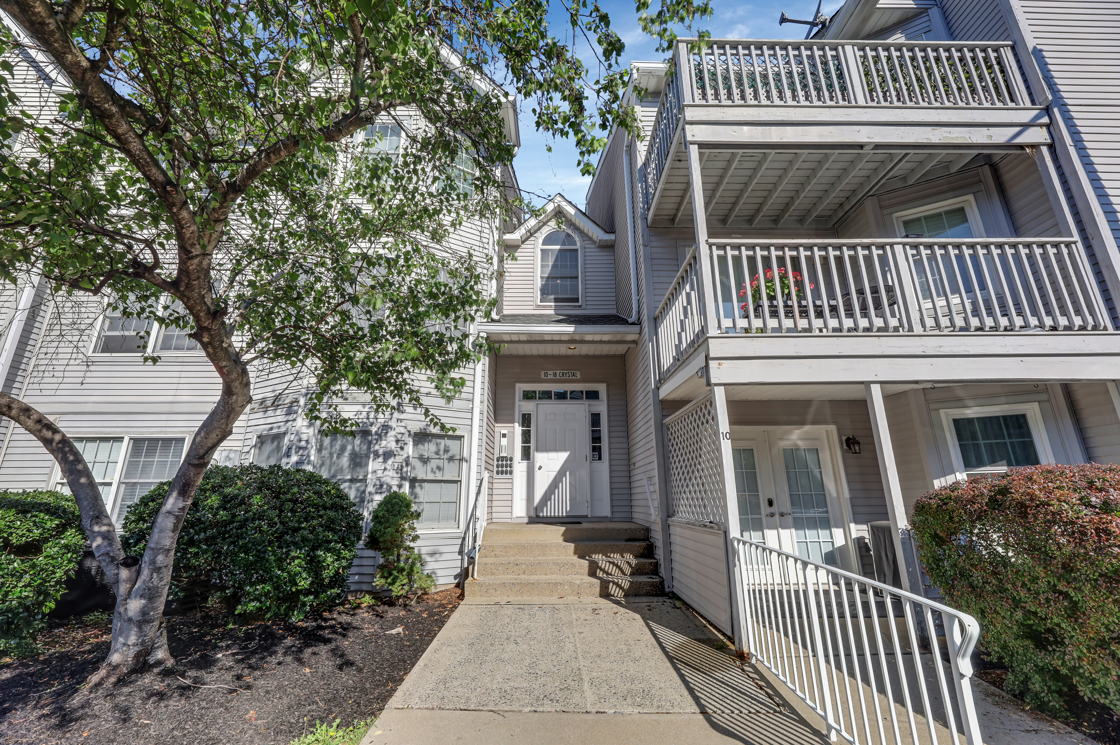  15 Crystal Lane, Paterson, NJ 07501 - 物件實景