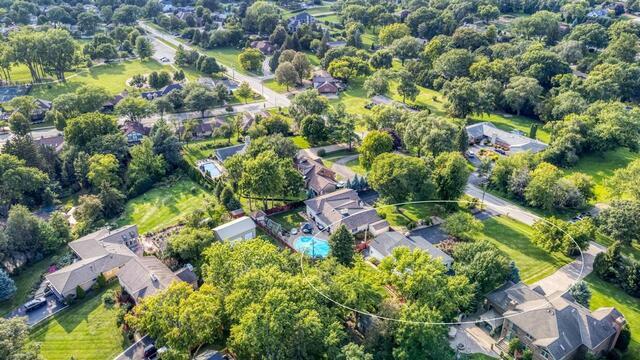 Medinah, Illinois, 60157, United States, 4 Bedrooms Bedrooms, ,4 BathroomsBathrooms,Residential,For Sale,1975518