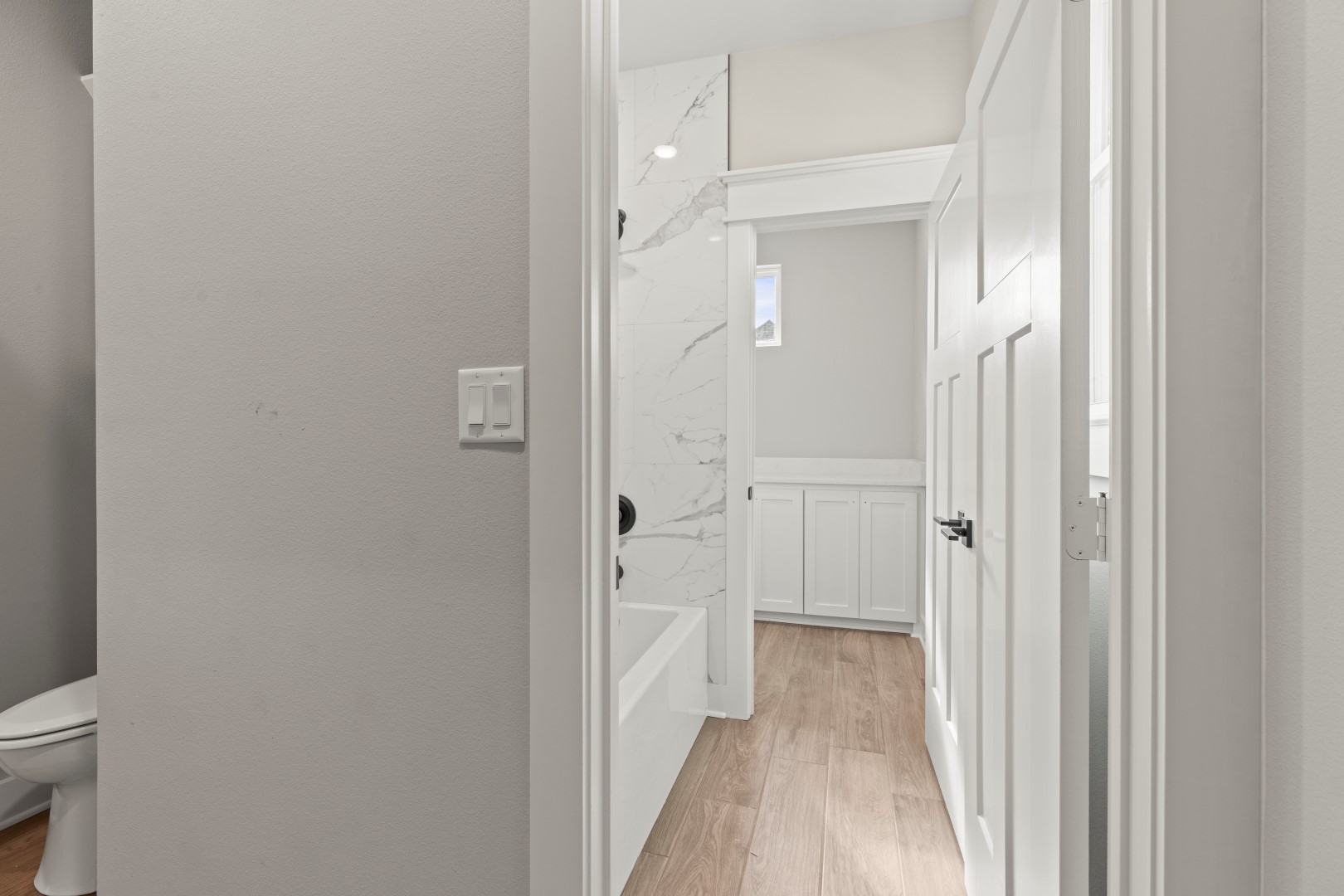 Tyler, Texas, 75704, United States, 4 Bedrooms Bedrooms, ,3 BathroomsBathrooms,Land,For Sale,1974670