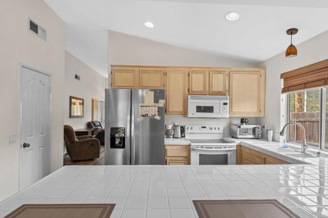 El Cajon, California, 92021, United States, 3 Bedrooms Bedrooms, ,2 BathroomsBathrooms,Residential,For Sale,1935695