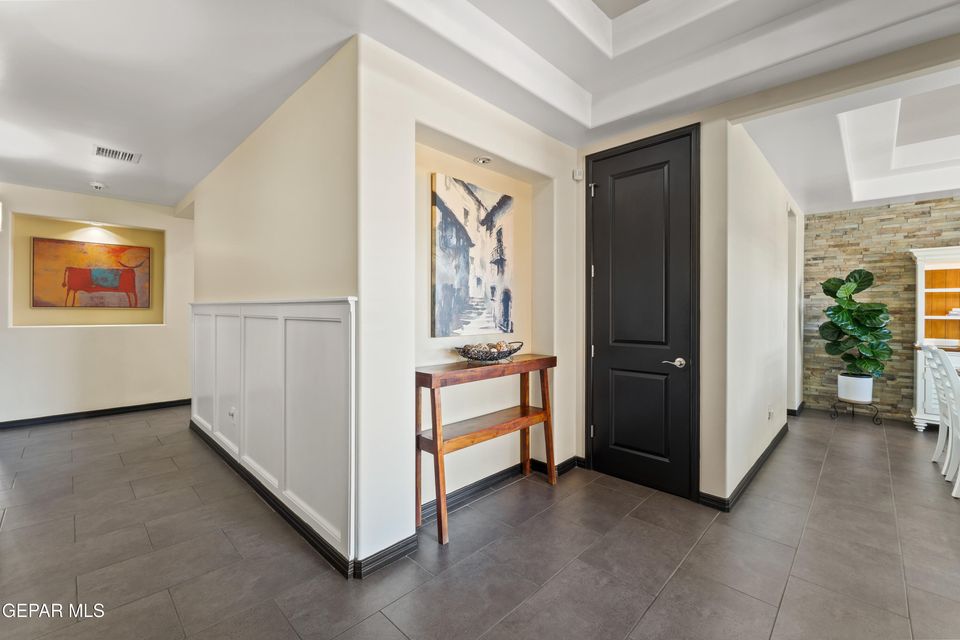 El Paso, Texas, 79912, United States, 4 Bedrooms Bedrooms, ,3 BathroomsBathrooms,Residential,For Sale,1997746