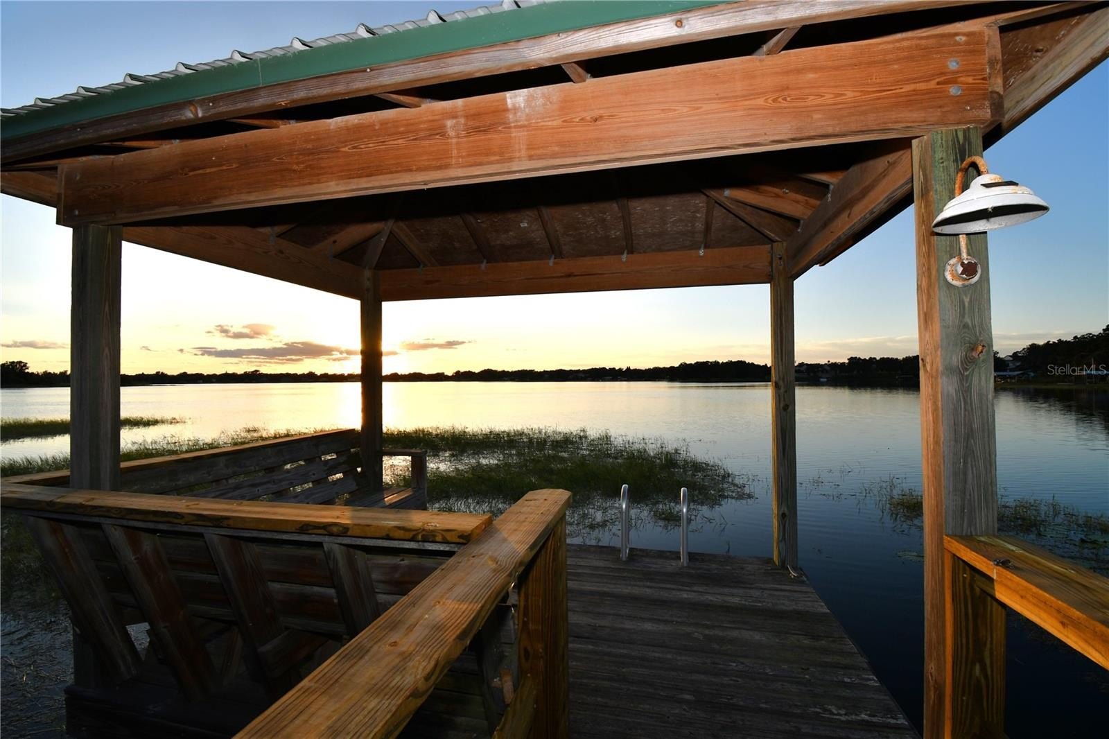 MOUNT DORA, Florida, 32757, United States, 3 Bedrooms Bedrooms, ,2 BathroomsBathrooms,Residential,For Sale,1975805