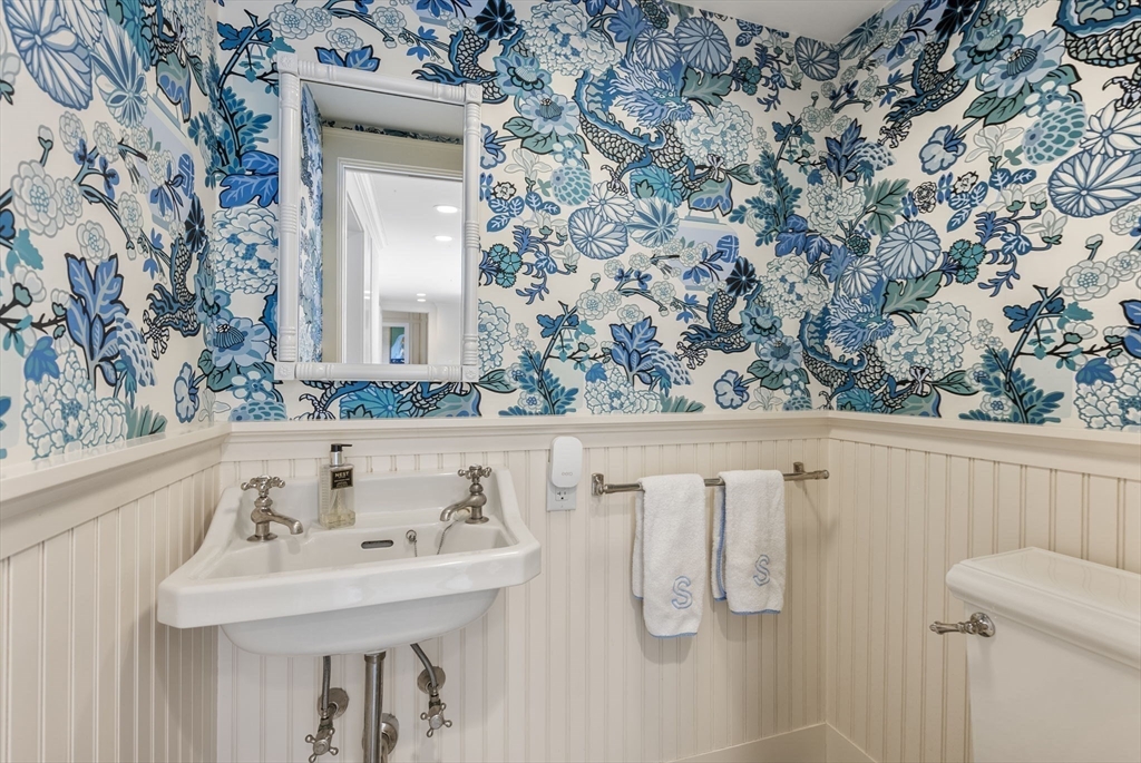 Sudbury, Massachusetts, 01776, United States, 6 Bedrooms Bedrooms, ,6 BathroomsBathrooms,Residential,For Sale,1804131