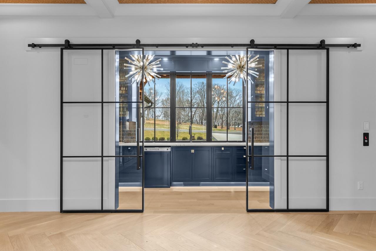 Orono, Minnesota, 55391, United States, 6 Bedrooms Bedrooms, ,3 BathroomsBathrooms,Residential,For Sale,2000639