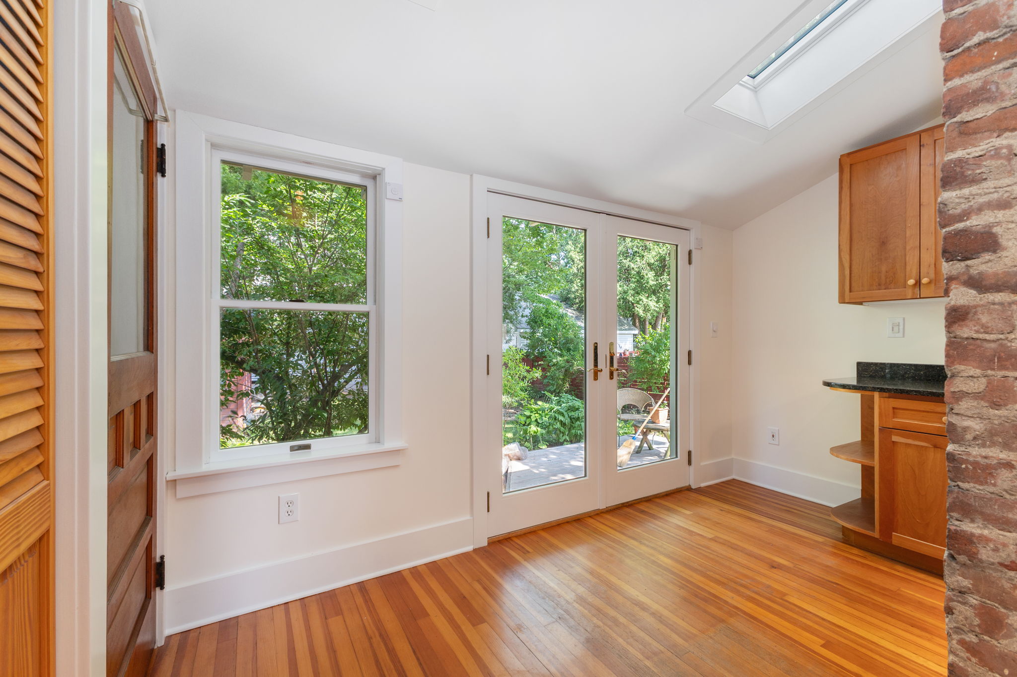  6 Pinewood Avenue, Saratoga Springs, NY, 12866 - 物件實景