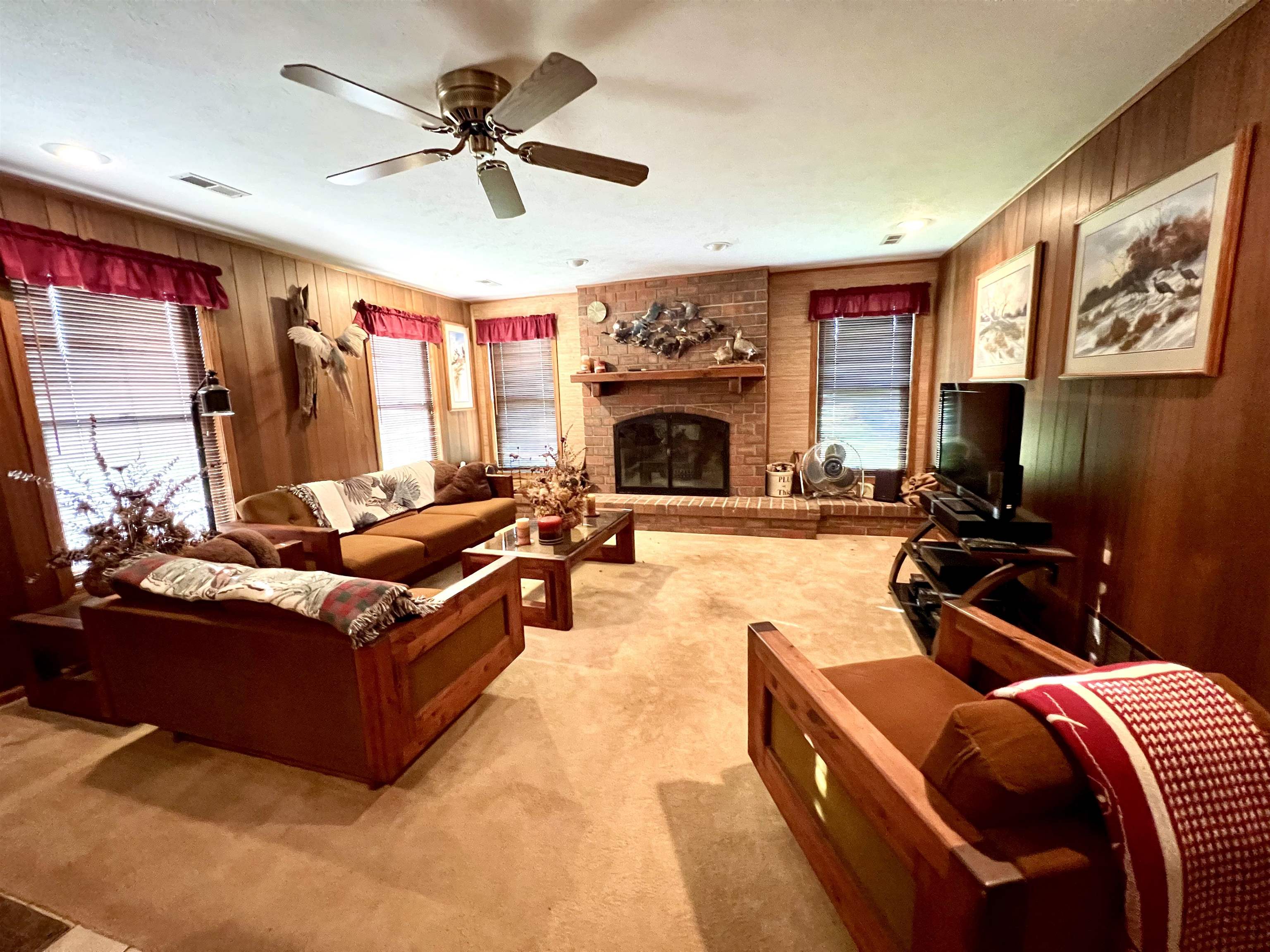 11292 NE Plumthicket Rd, Sharon, Kansas, 67138, United States, 6 Bedrooms Bedrooms, ,4 BathroomsBathrooms,Residential,For Sale,11292 NE Plumthicket Rd ,1559542